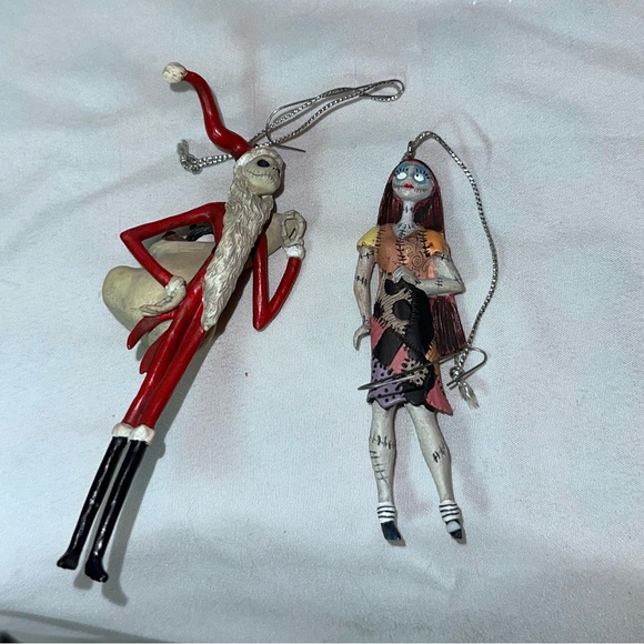 Nightmare Before Christmas Jack Skellington & Sally Ornament Set w Box - Picture 3 of 13